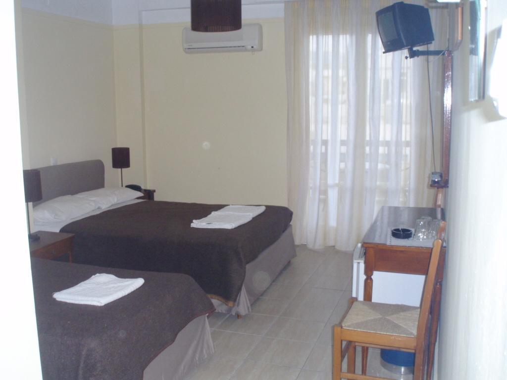 Delfinia Hotel Tinos Room photo